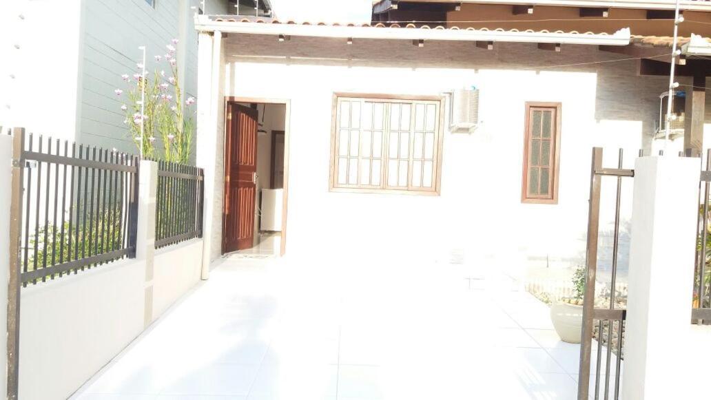 Espaco Elza Izabel Piçarras Esterno foto